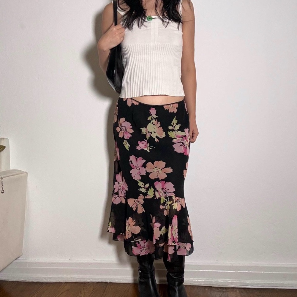 Y2K Floral Ruffle Midi Skirt 🖤